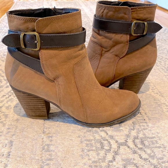 Franco Sarto leather brown ankle boots. Inside zipper. Used but comfortable. - Picture 2 of 7